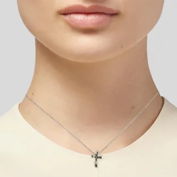 Sold💓TIFFANY & CO.
Cross Pendant Necklace💓 - Picture 11 of 11